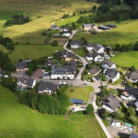 Ferienwohnung Landhaus Lenneper-Fuehrt Kirchhundem Dış mekan fotoğraf